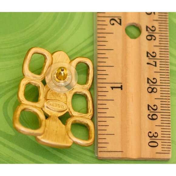 Vintage Geometric Pearls Gold Tone Stud Earrings by Avon - W9 - Picture 2 of 2